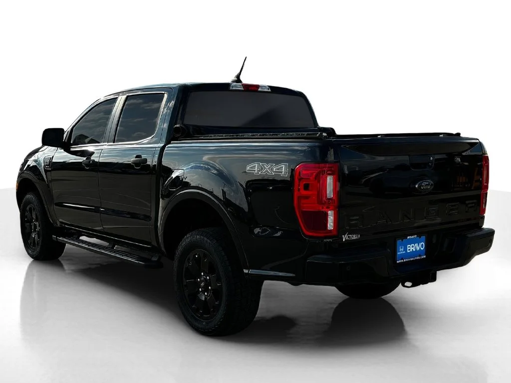 Used 2021 Black Ford XLT image 3