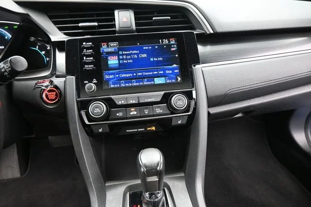 Used 2020  Honda EX image 23