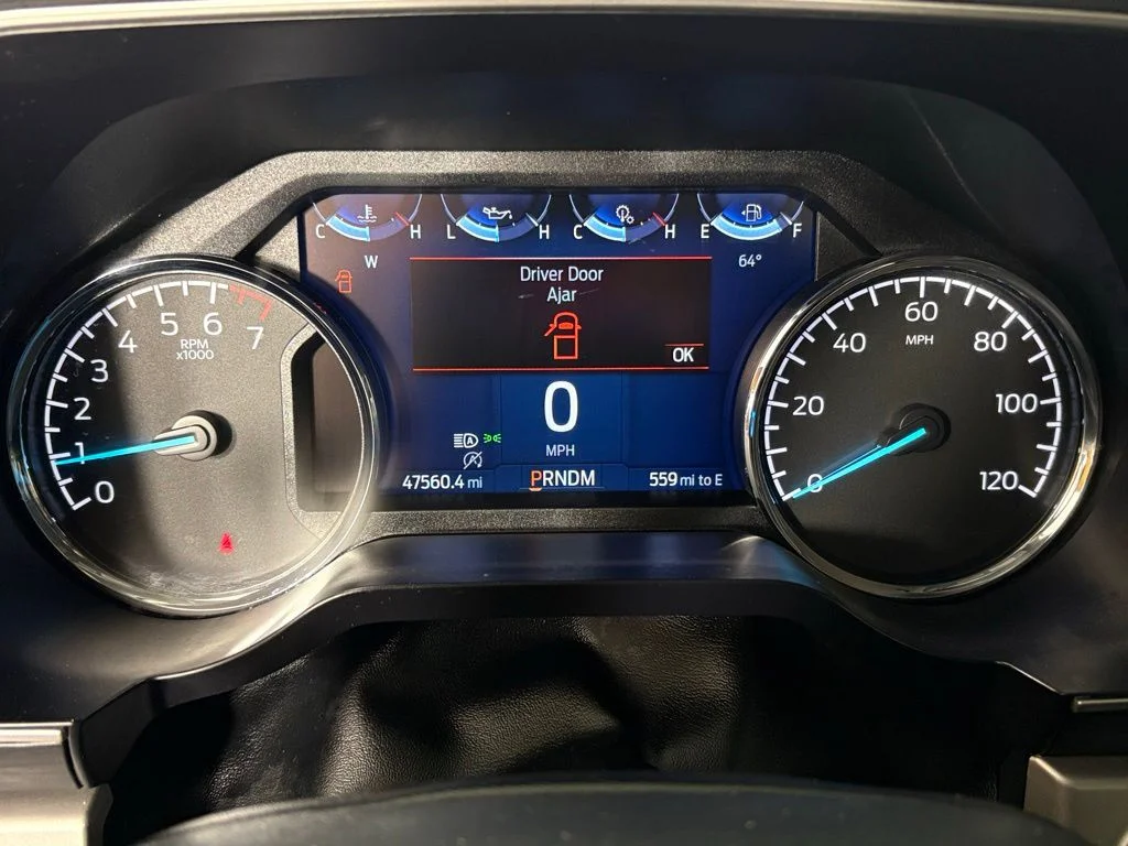 Used 2023 Gray Ford XLT image 23