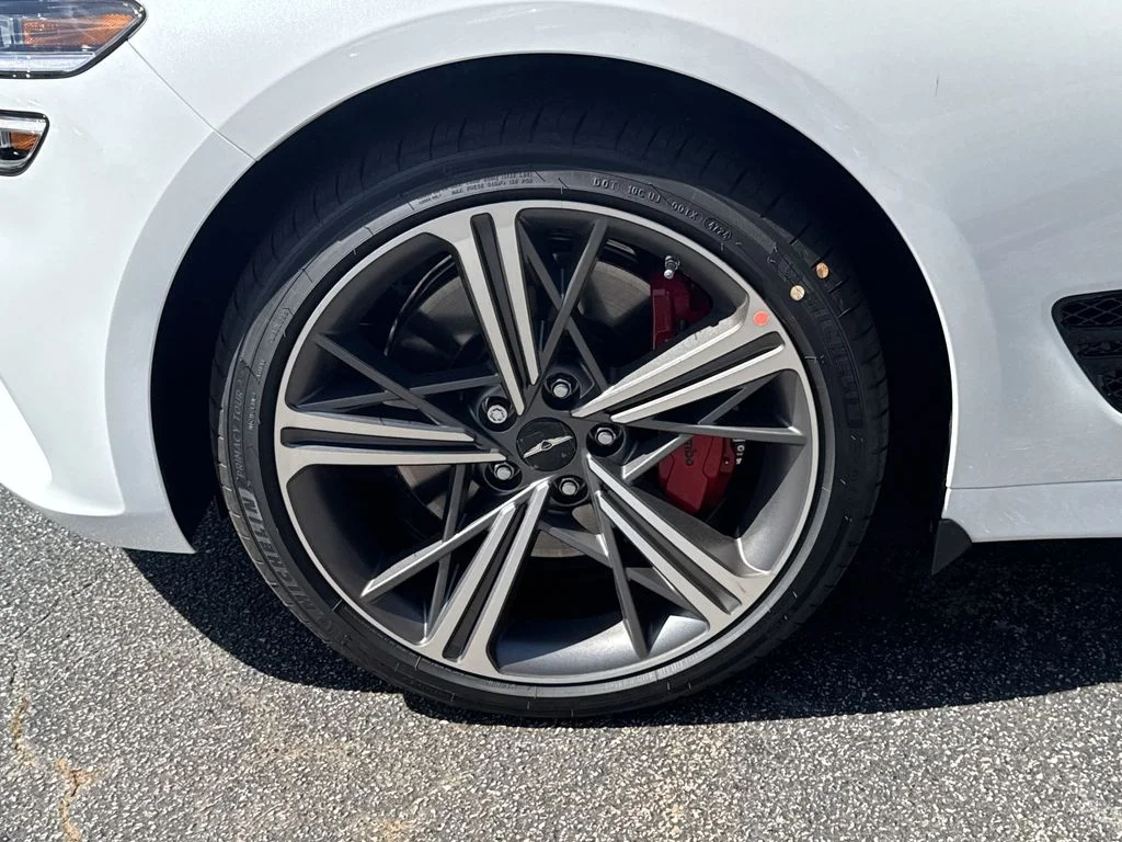 2025 GENESIS G70 Sport Advanced - Photo 11