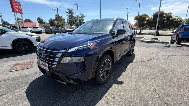 2026 Nissan Rogue Platinum AWD's photo