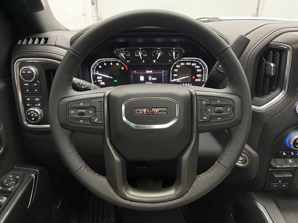 Used 2022 Summit White GMC AT4 image 19