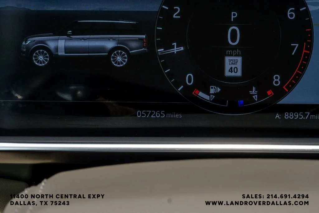 Used 2019 Fuji White Land Rover 5.0L V8 Supercharged image 23