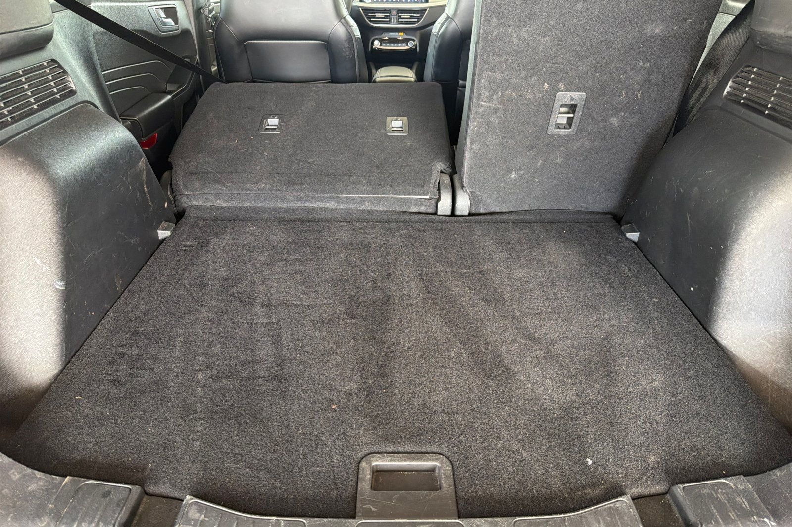Used 2024  Ford Platinum image 16