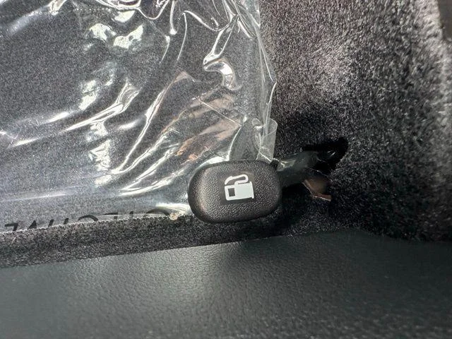 2025 Hyundai Venue SEL - Photo 48