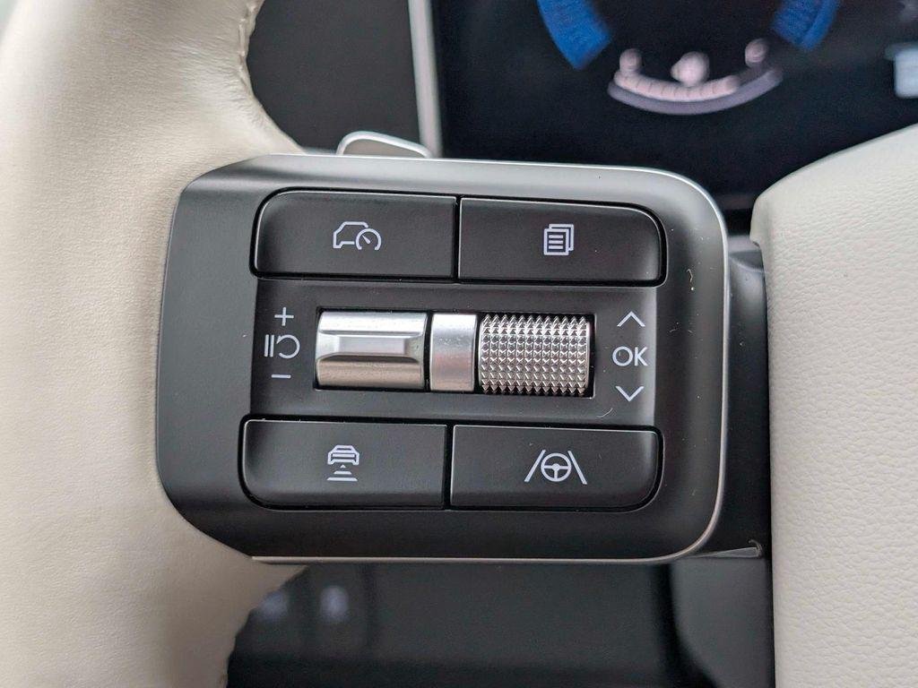 New 2026 Silver Hyundai SEL FWD image 24