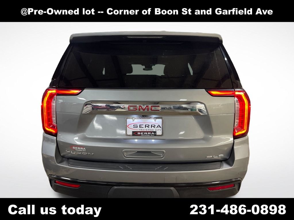 Used 2023  GMC SLE image 4