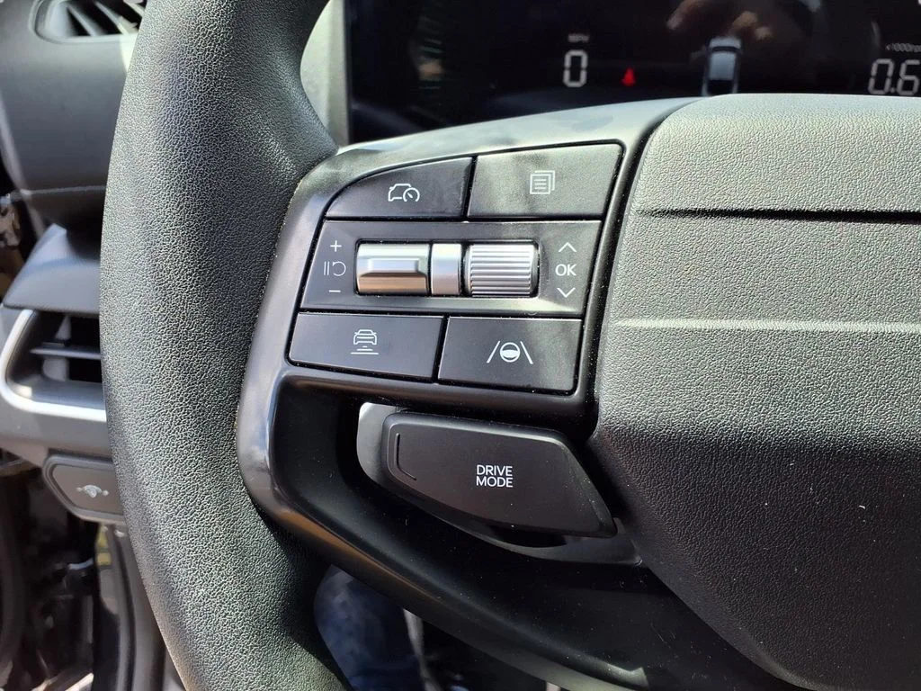 2025 Kia K4 LXS - Photo 14