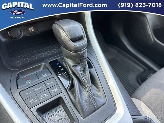 Used 2023 White Toyota XLE image 31