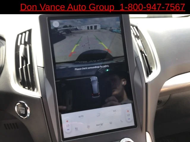 Used 2023 Black Ford SEL image 20