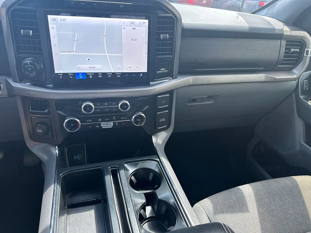 Used 2024 Black Ford XLT image 34