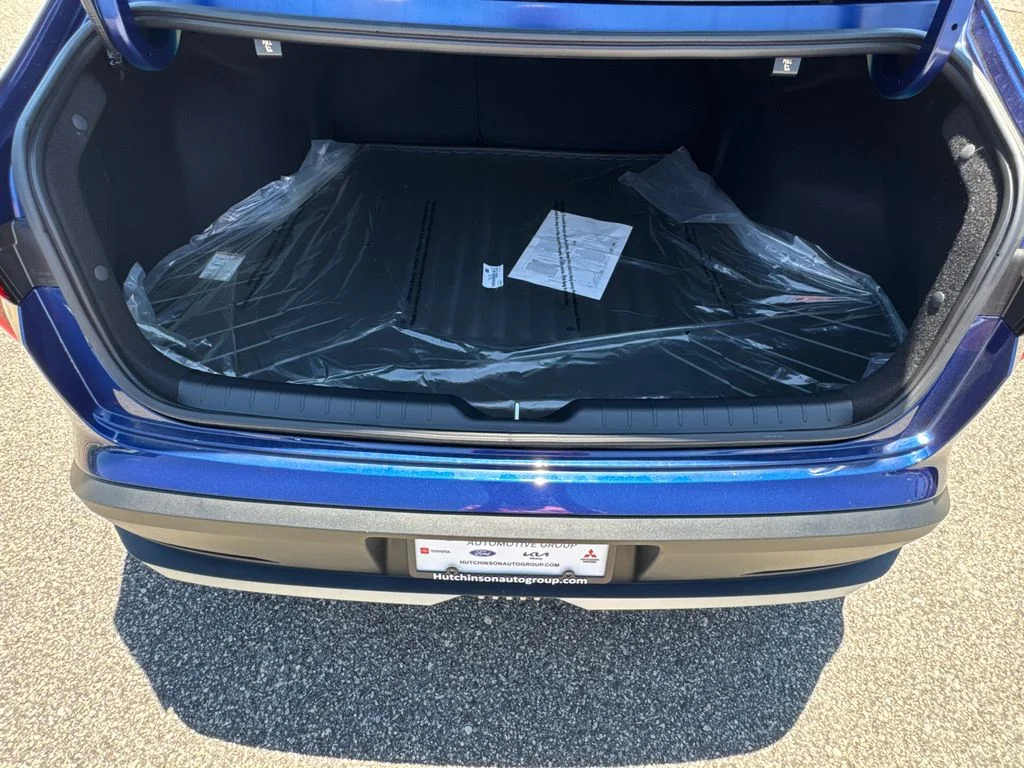 New 2026 Deep Sea Blue Kia LXS image 18