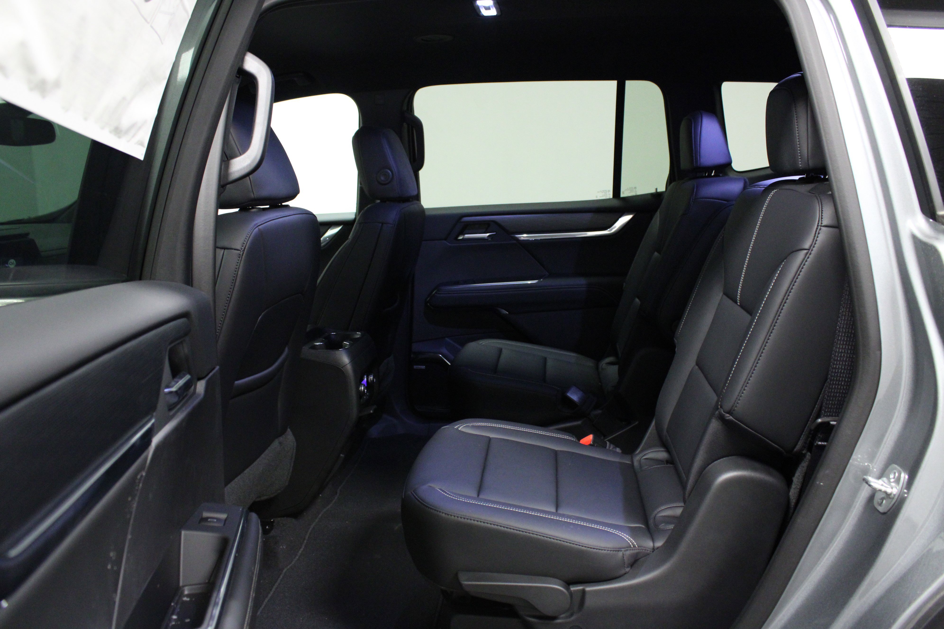 2025 GMC Acadia Elevation - Photo 13