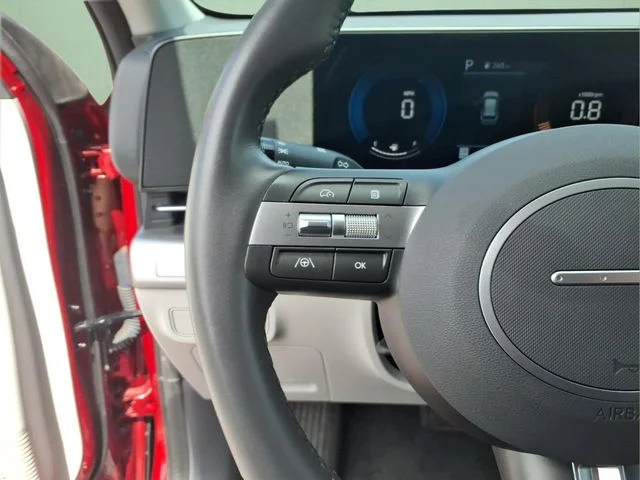 Used 2025 Red Hyundai SEL image 23