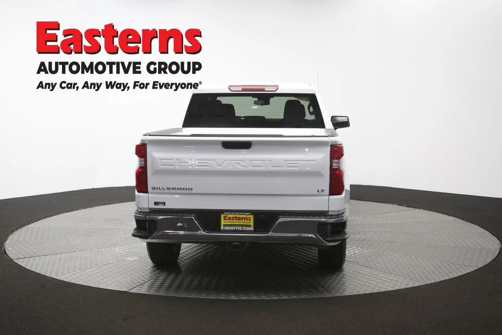 Used 2025 White Chevrolet LT image 39