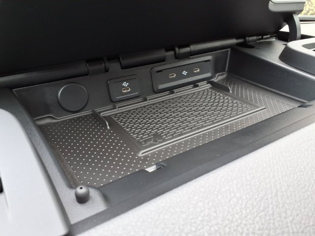 New 2026 White Mercedes-Benz Cargo 170 WB image 9
