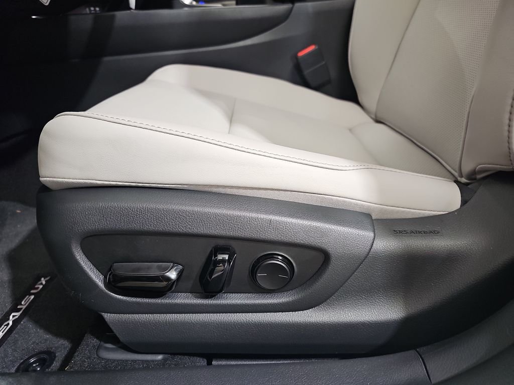 New 2026 Ultra White Lexus PREMIUM AWD image 28