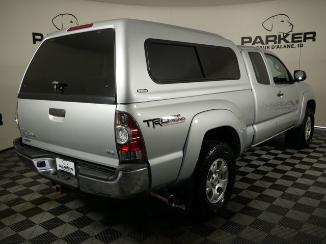 Used 2013 Silver Streak Metallic Toyota Extended Cab TRD Off-Road w/ Extra Value Pkg image 5