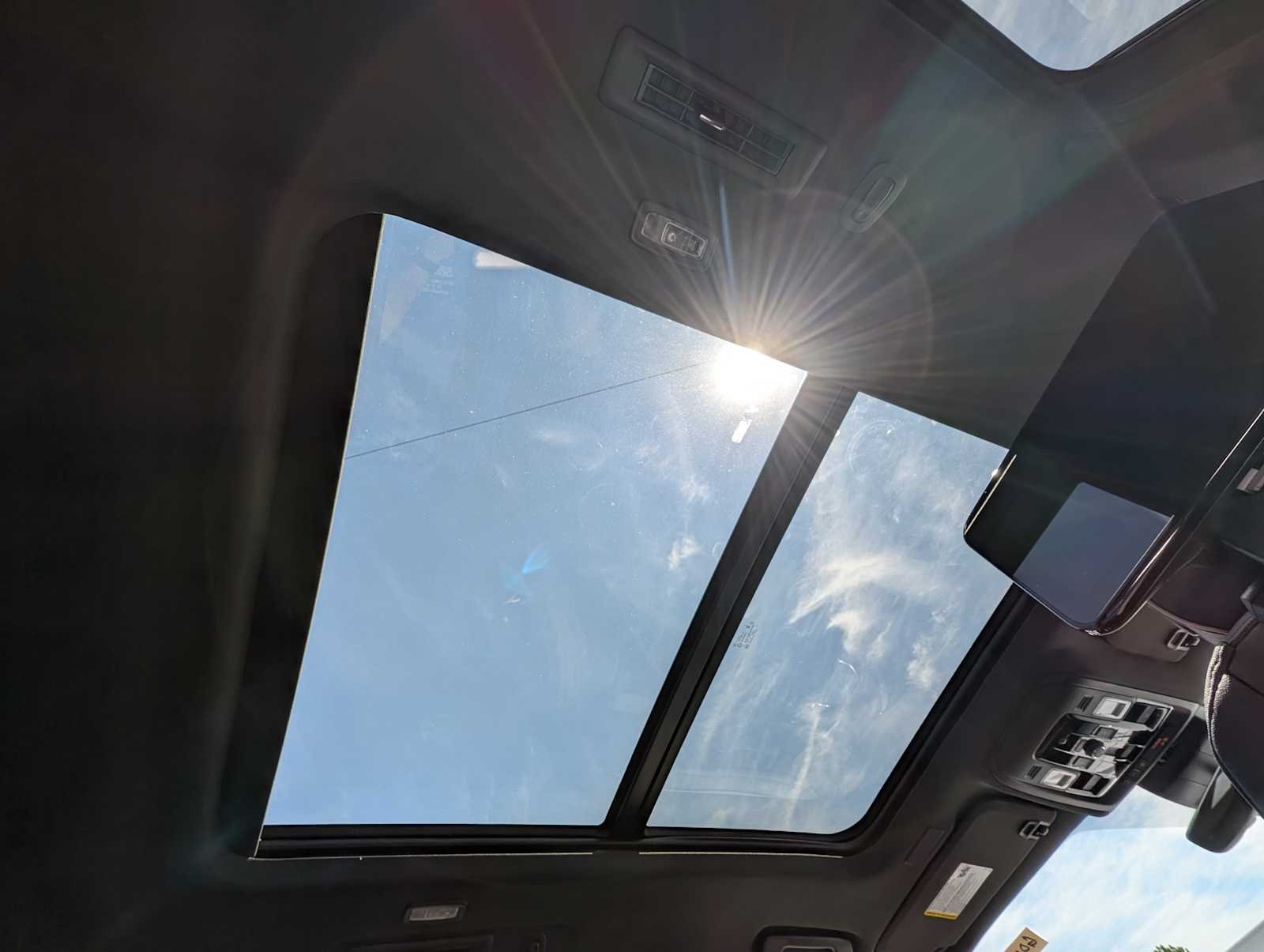 2026 GMC Yukon XL Elevation - Photo 16