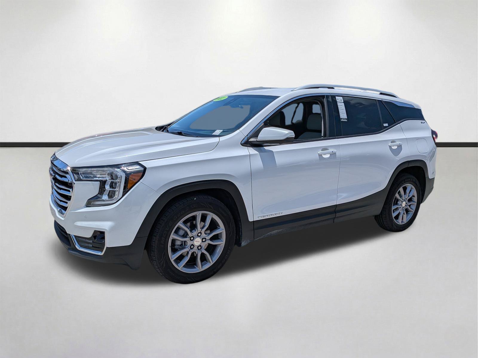 2022 GMC Terrain SLT - Photo 8