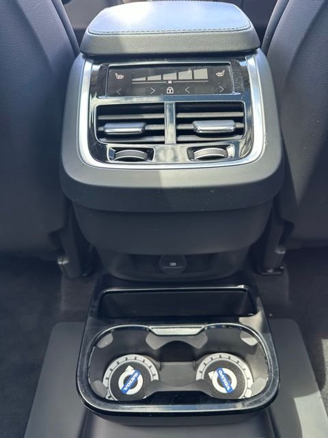 Used 2022 Gray Volvo T6 Inscription image 37
