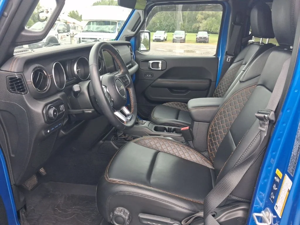 Used 2023 Hydro Blue Pearl Coat Jeep Sahara 4xe image 7