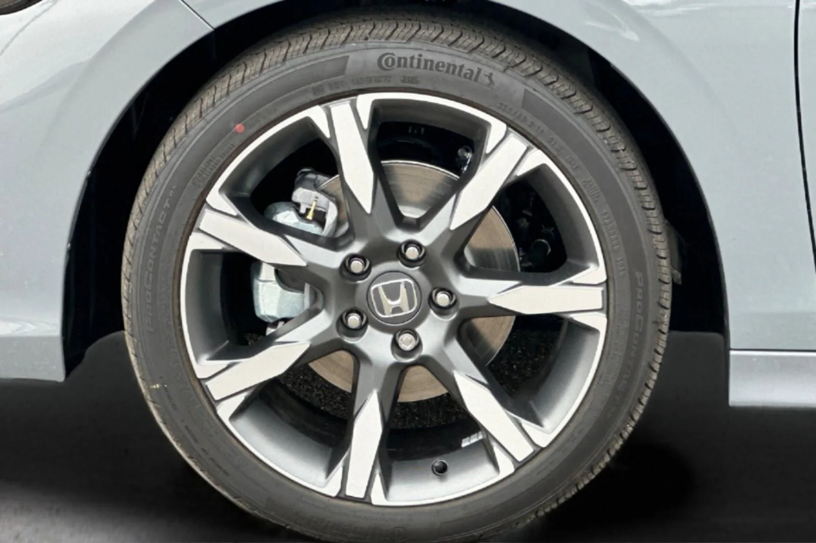 New 2026 Urban Gray Pearl Honda Sport Touring image 31