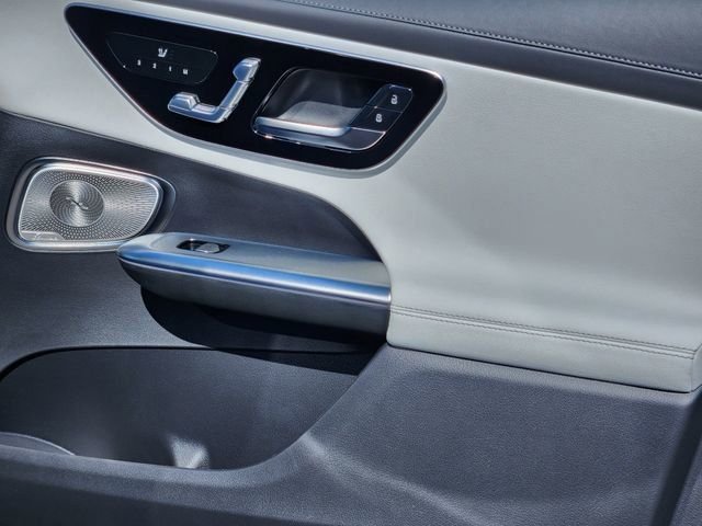 Certified Used 2026 Blue Mercedes-Benz GLC 300 image 17