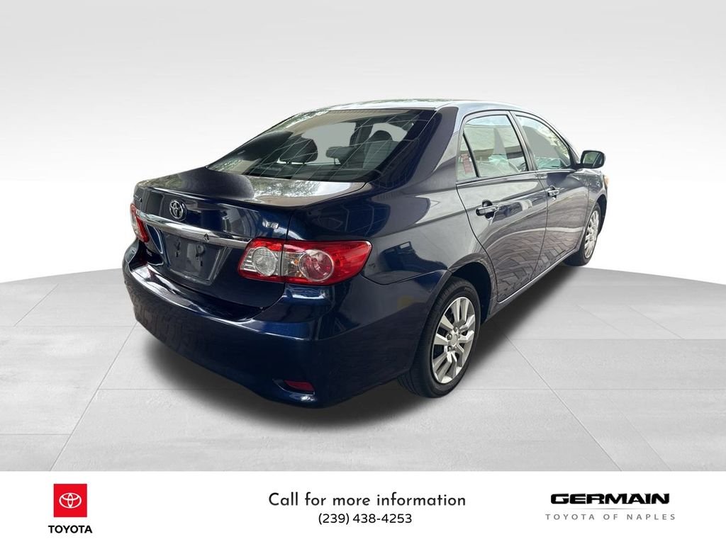 2012 Toyota Corolla LE photo 4