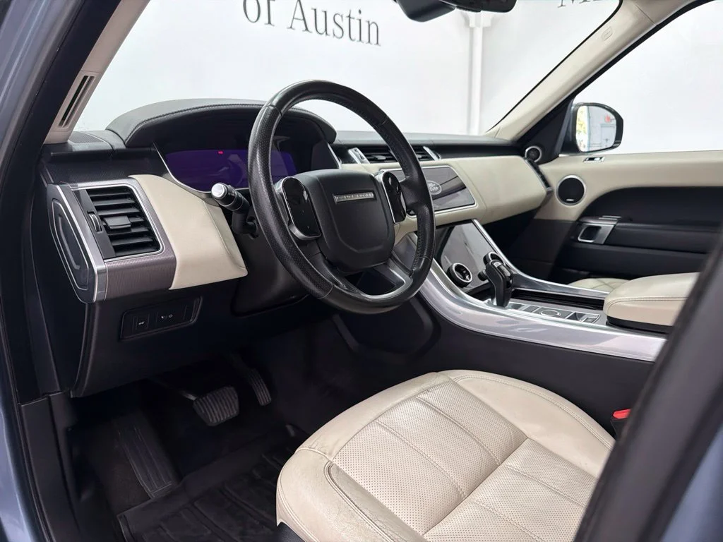 Used 2020 Blue Land Rover HSE image 22