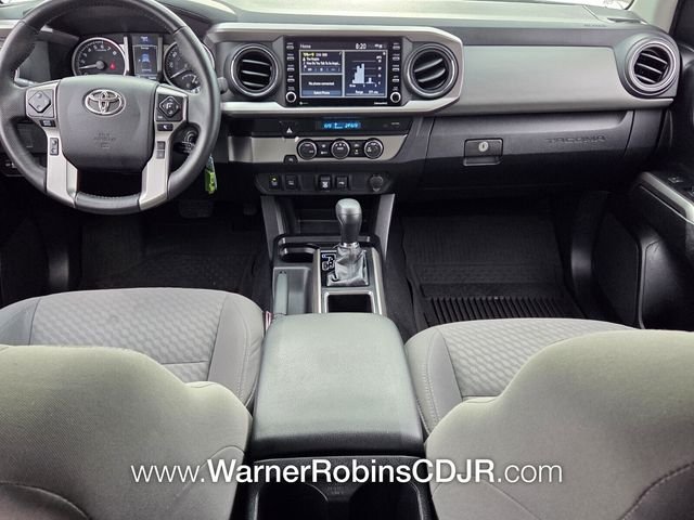 Used 2022 White Toyota SR5 image 9