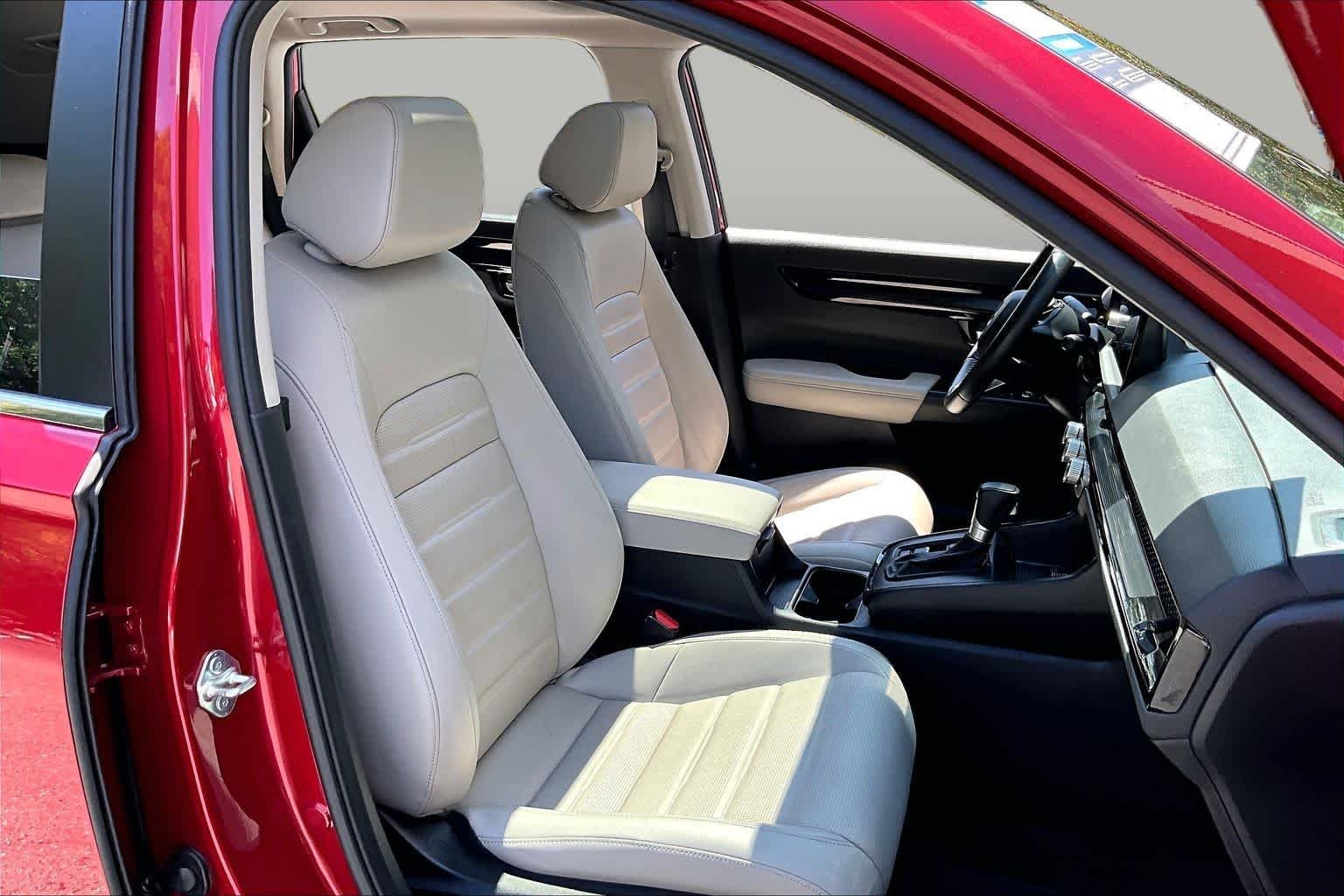 Used 2024 Radiant Red Metallic Honda EX-L image 9