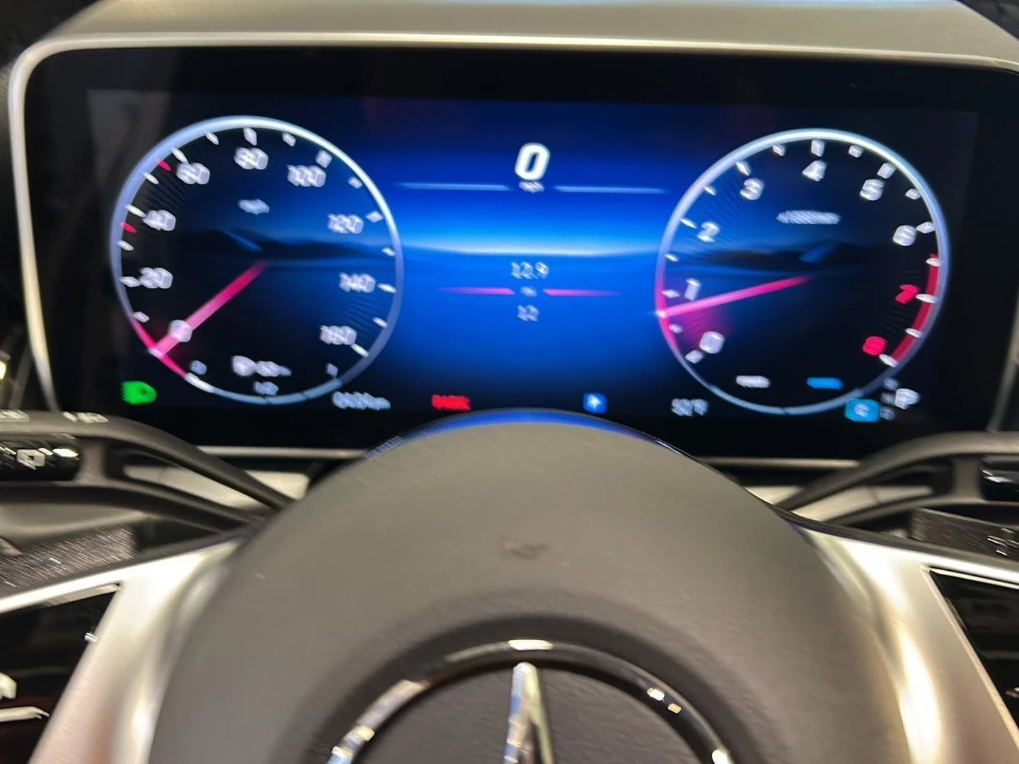 New 2026 Polar White Mercedes-Benz GLC 300 image 18
