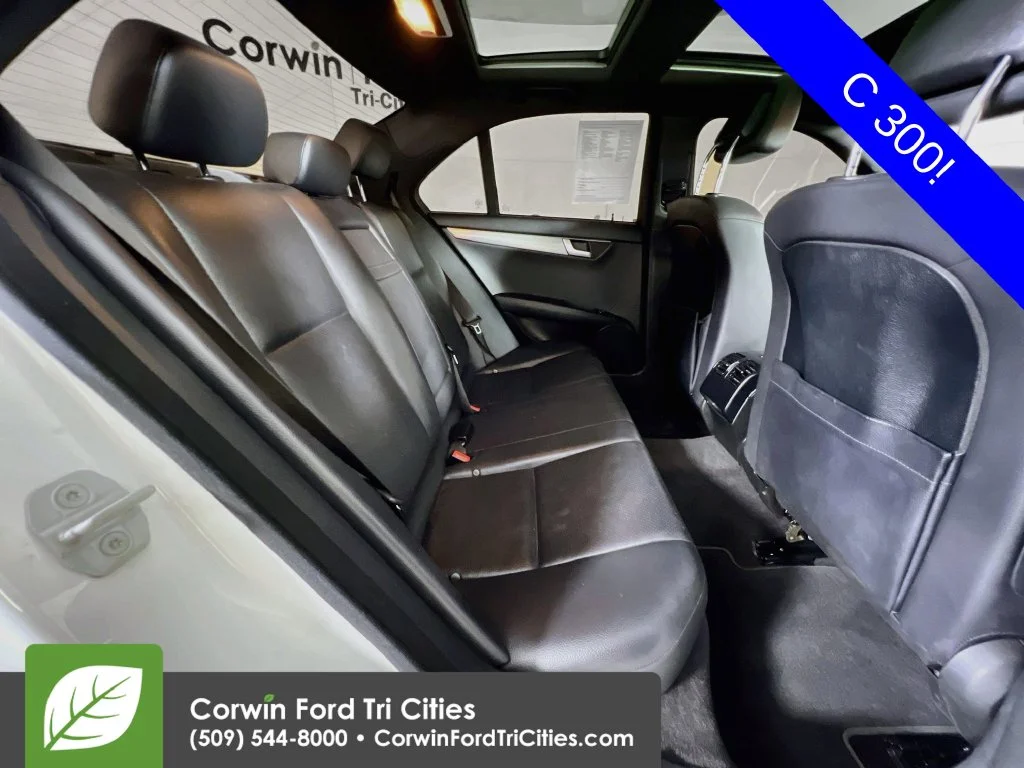 Used 2014 Polar White Mercedes-Benz C 300 image 15