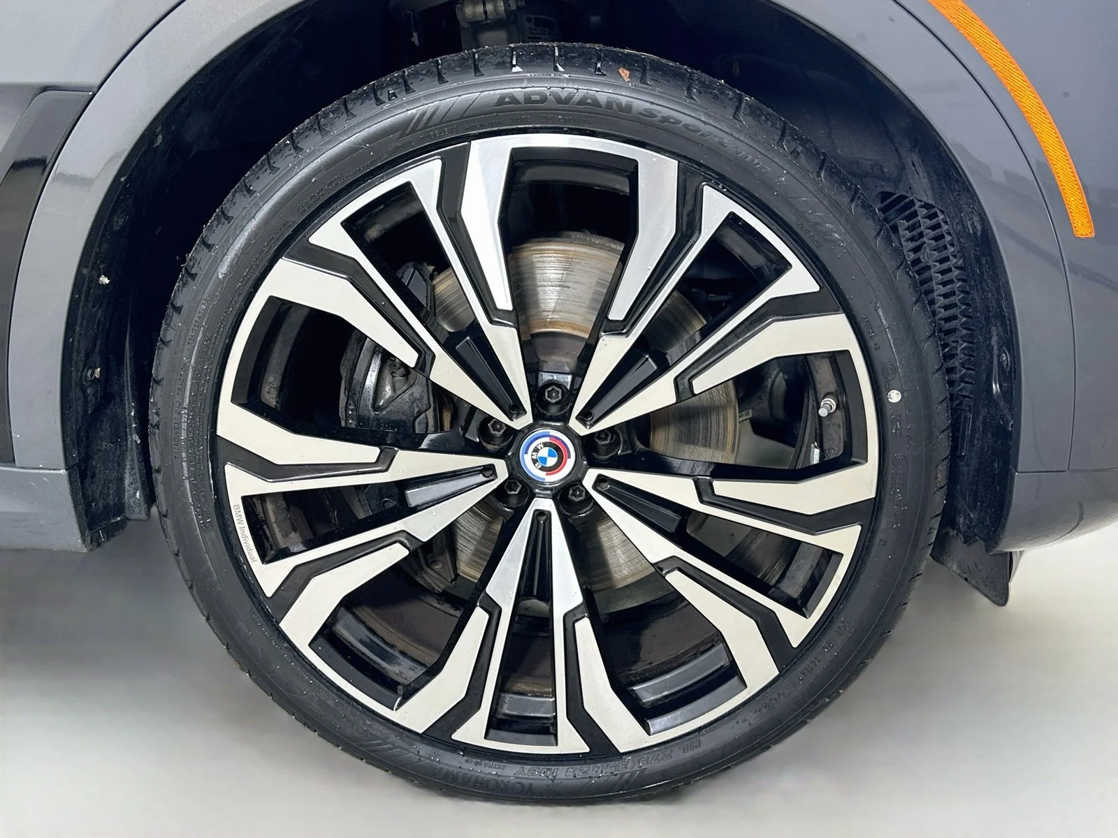 Used 2023 Gray BMW  image 10