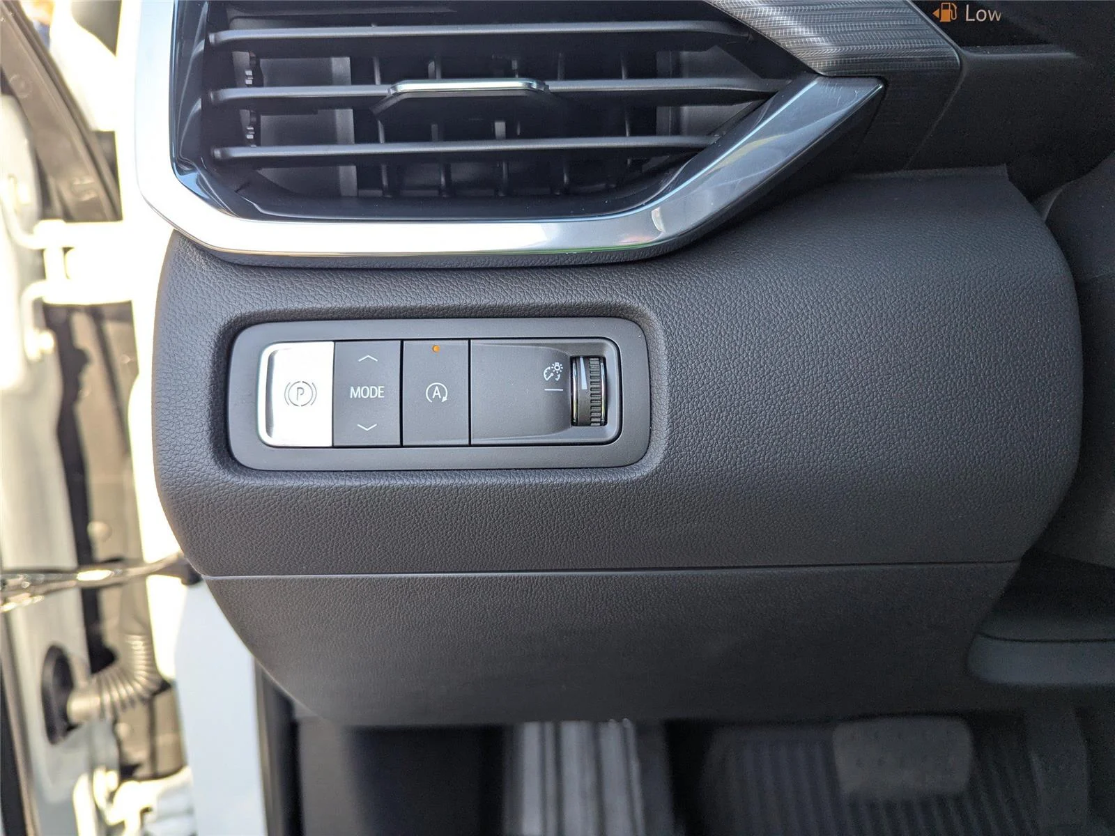 2026 GMC Acadia Elevation - Photo 27
