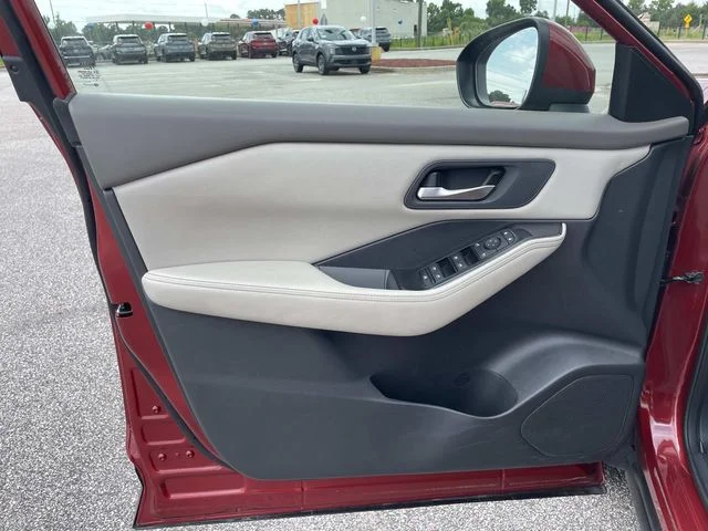 Used 2025 Red Nissan SV image 16