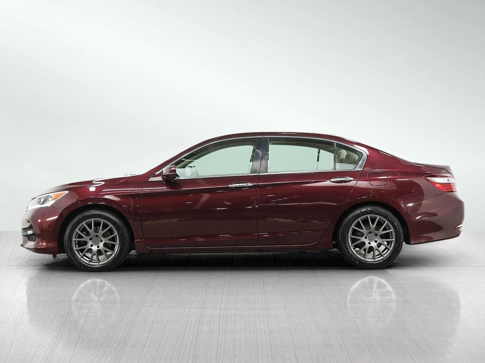 Used 2017 Red Honda EX image 2