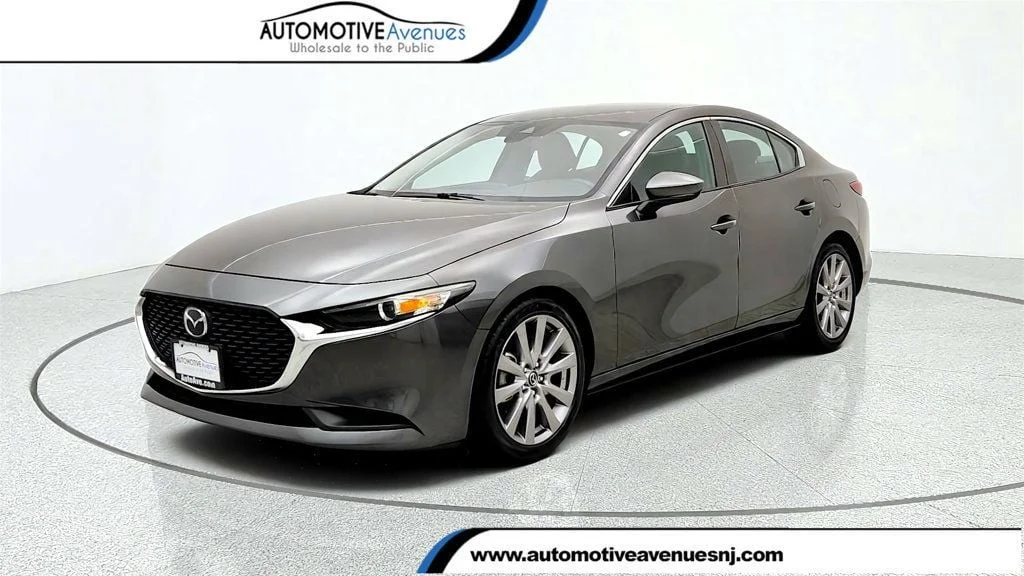 Used 2021 Machine Gray Metallic Mazda Select FWD image 1