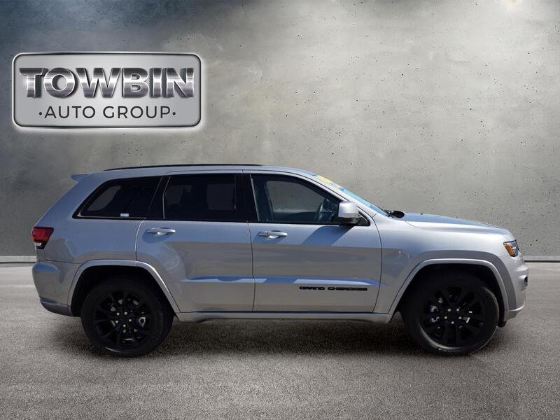 Used 2019 Billet Silver Metallic JEEP ALTITUDE 4X2 image 3