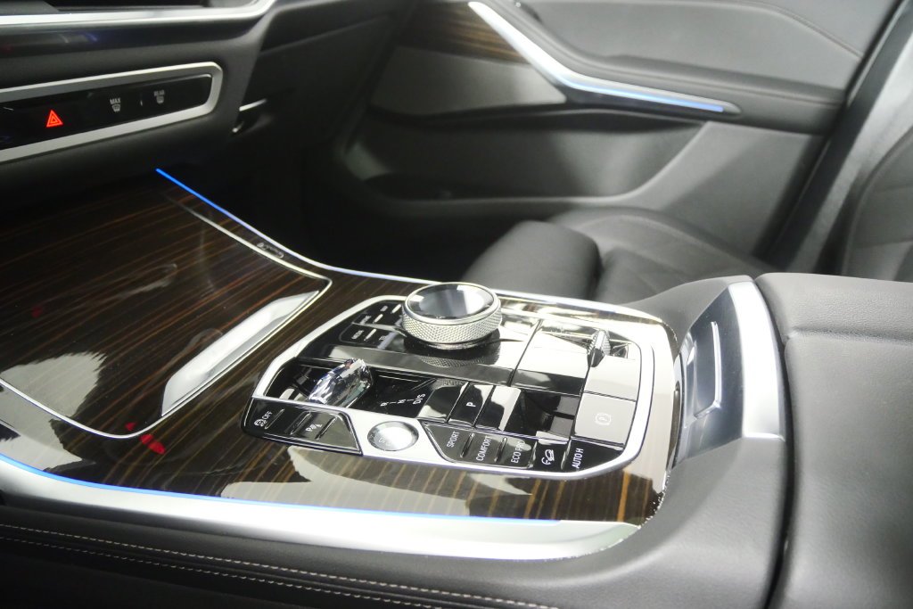Certified Used 2026 Sparkling Copper Metallic BMW xDrive40i image 22
