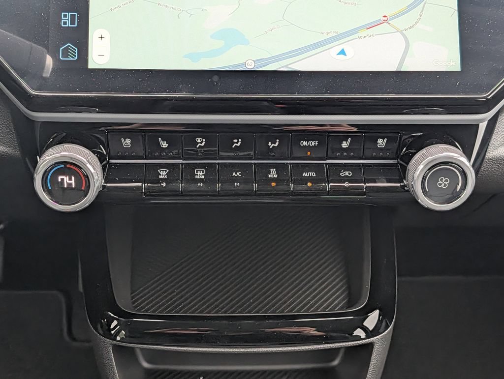 2027 Chevrolet Bolt RS - Photo 14