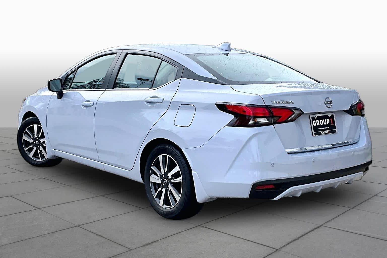 Certified Used 2025 Gray Sky Pearl Nissan SV image 11