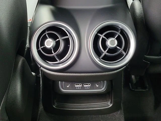 2025 Alfa Romeo Stelvio Base - Photo 13