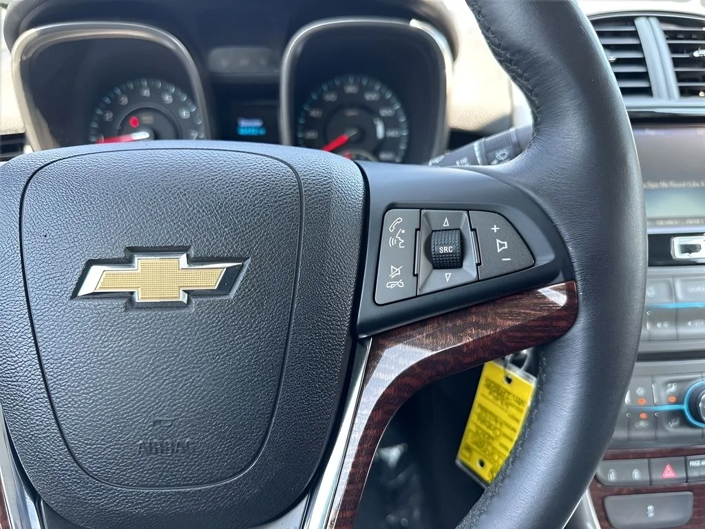Used 2013 White Chevrolet LT image 15