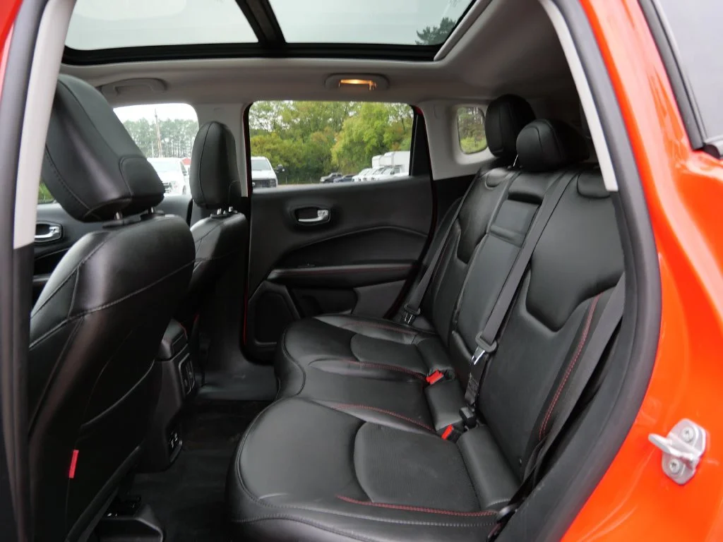 Used 2019 Orange Jeep Trailhawk image 20