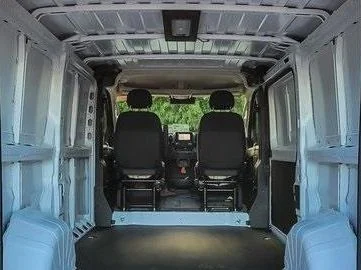 New 2026 Bright White Clear-Coat Exterior Paint RAM Low Roof image 22