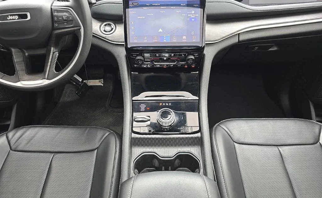 Used 2023 Brown Jeep 4xe image 11