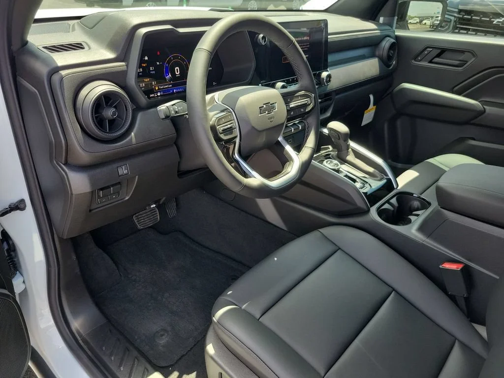 New 2026 Summit White Chevrolet Trail Boss image 10