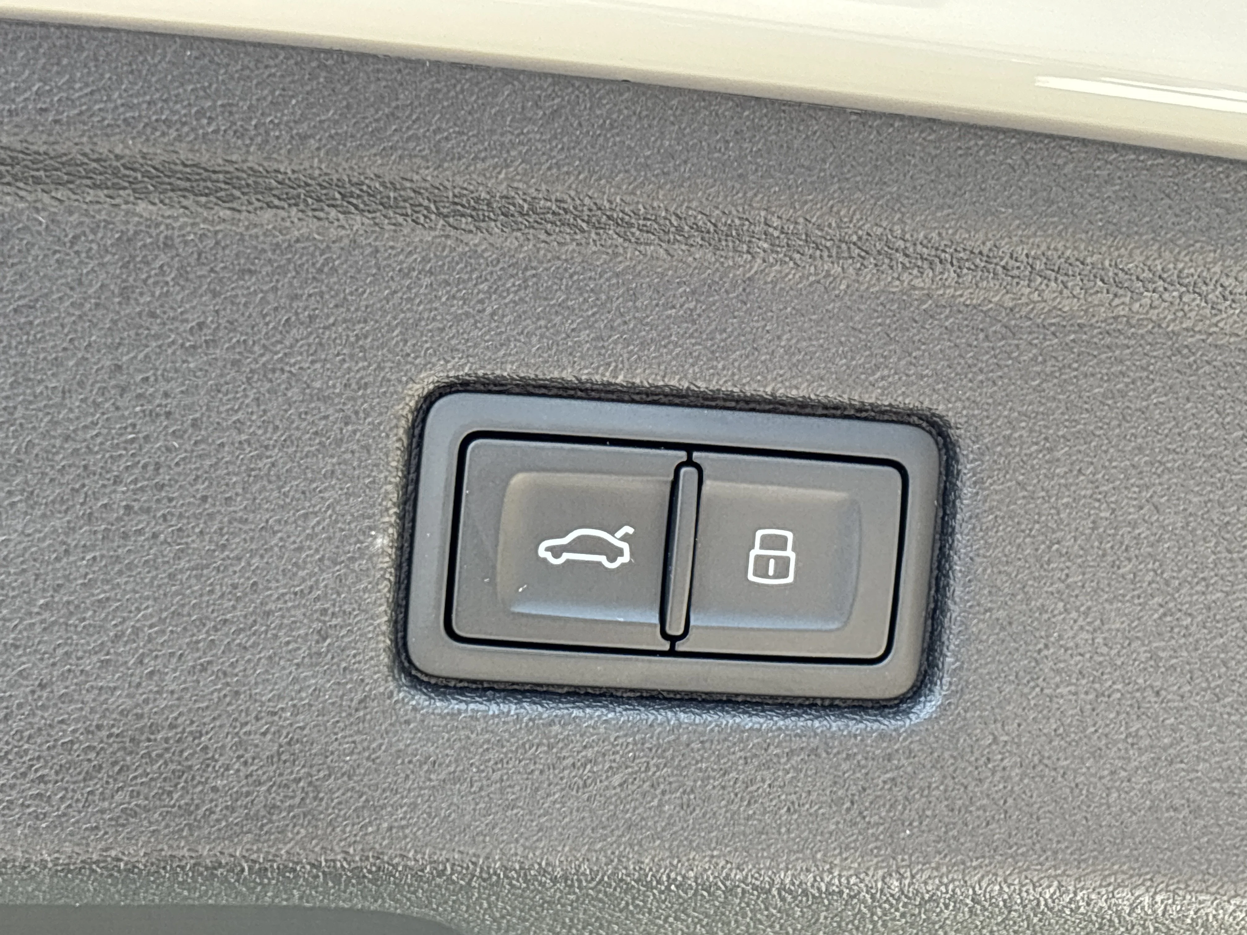 Used 2024 Arkona White Audi 45 S line Premium Plus AWD image 8
